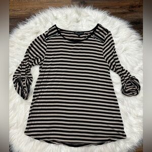 Cable and Gauge Striped Long Sleeve Top withh Zippers on Shoulders size Large